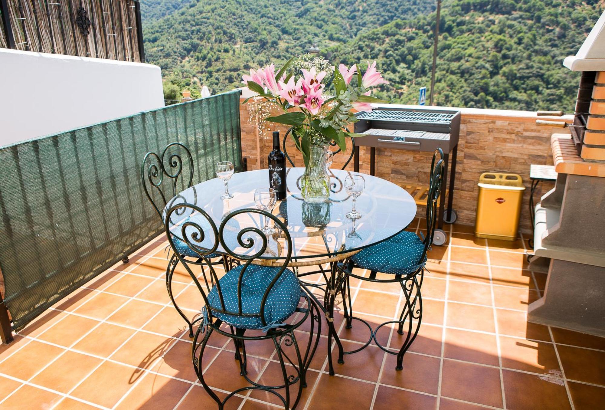 Apartamento La Marikilla Jubrique Exterior foto